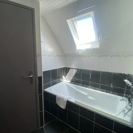 Logis Restaurant L'auberge Du Chateau Muret-le-Château