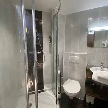 Logis Restaurant L'auberge Du Chateau 호텔 Muret-le-Château