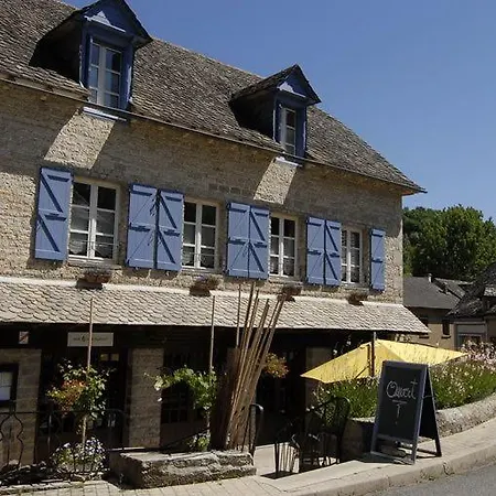 호텔 Logis Restaurant L'auberge Du Chateau Muret-le-Château