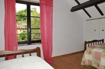 호텔 Logis Restaurant L'auberge Du Chateau Muret-le-Château