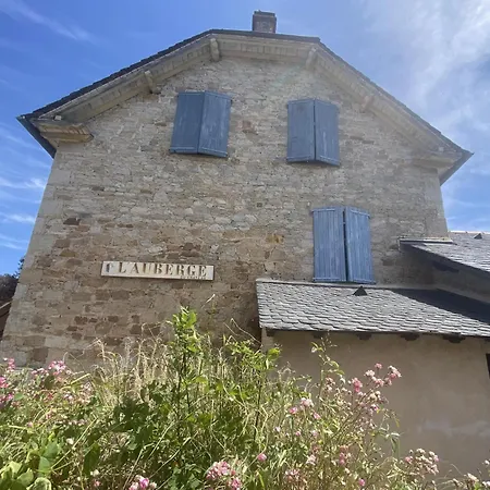 Logis Restaurant L'auberge Du Chateau Hotel
