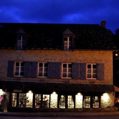 Hotel Logis Restaurant L'auberge Du Chateau