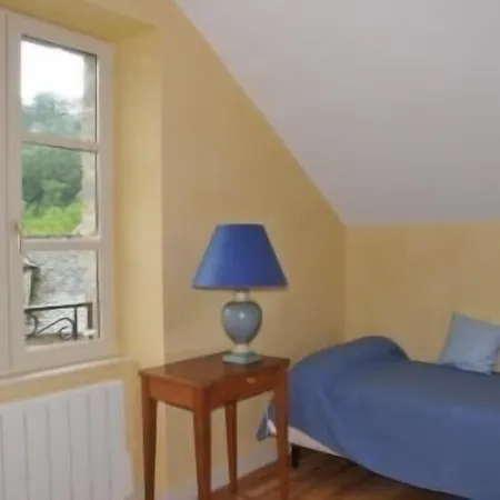Hotel Logis Restaurant L'auberge Du Chateau Muret-le-Château