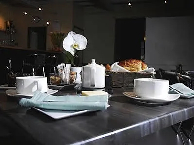 Hotel L'auberge Du Chateau 3*