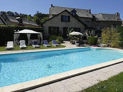 Logis Restaurant L'auberge Du Chateau Otel 3*