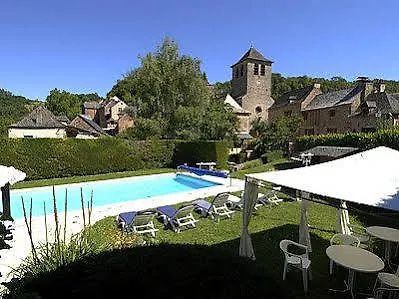 Hotel L'auberge Du Chateau 3*